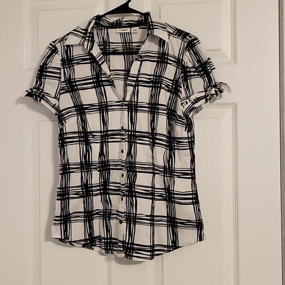 Super cute stripped button up shirt!